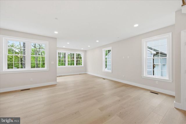 1207 CARROLLTON LN, Berlin, MD 21811