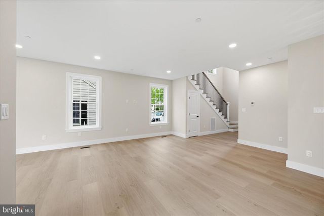 1207 CARROLLTON LN, Berlin, MD 21811