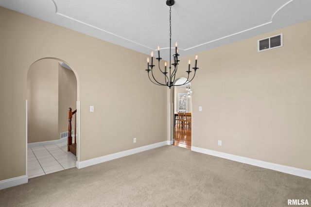 1601 Ascot Chase, Sherman, IL 62684