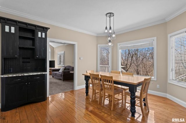 1601 Ascot Chase, Sherman, IL 62684