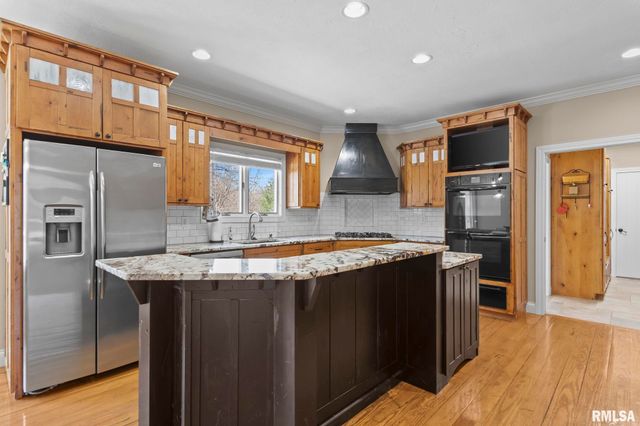 1601 Ascot Chase, Sherman, IL 62684