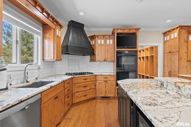 1601 Ascot Chase, Sherman, IL 62684