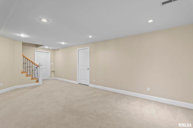 1601 Ascot Chase, Sherman, IL 62684