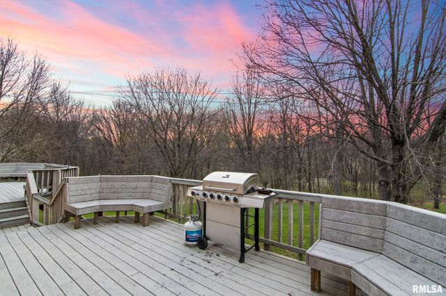 1601 Ascot Chase, Sherman, IL 62684