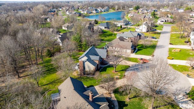 1601 Ascot Chase, Sherman, IL 62684