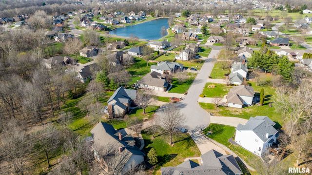 1601 Ascot Chase, Sherman, IL 62684