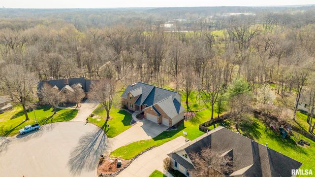 1601 Ascot Chase, Sherman, IL 62684