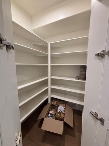 1206 NW 5th Street, Oak Grove, MO 64075