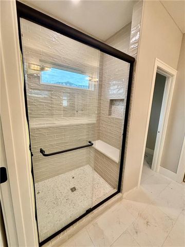 1206 NW 5th Street, Oak Grove, MO 64075