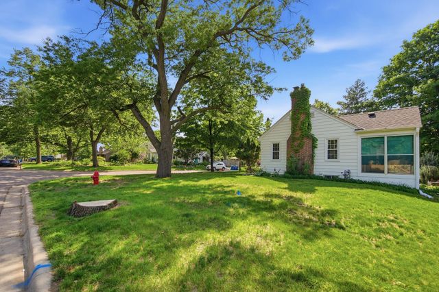 1100 W 73rd Street, Richfield, MN 55423