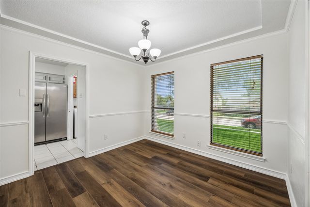 1725 Mayflower Drive, Carrollton, TX 75007