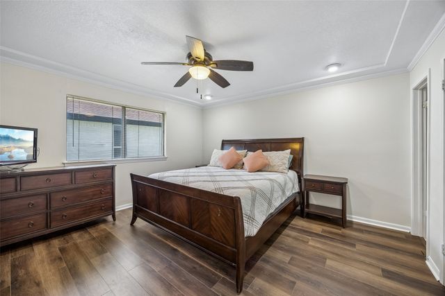 1725 Mayflower Drive, Carrollton, TX 75007