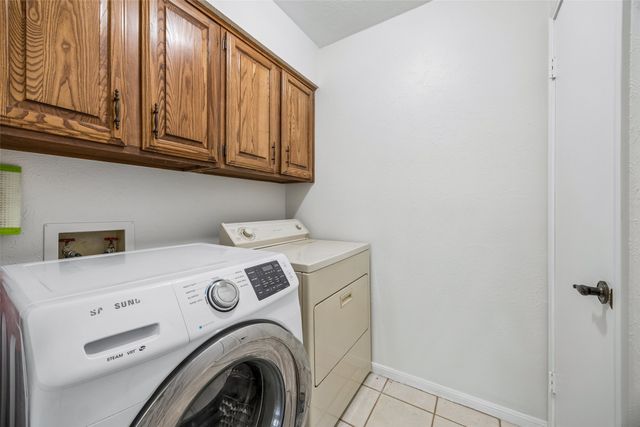1725 Mayflower Drive, Carrollton, TX 75007