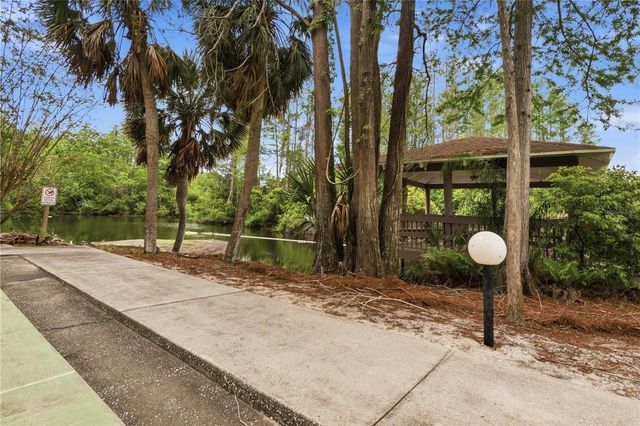 514 LONGFELLOW COURT B, Safety Harbor, FL 34695