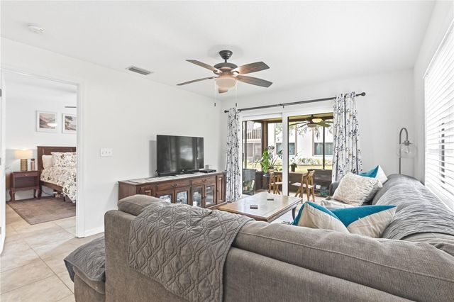 514 LONGFELLOW COURT B, Safety Harbor, FL 34695