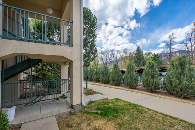 540 Mohawk Drive 15, Boulder, CO 80303