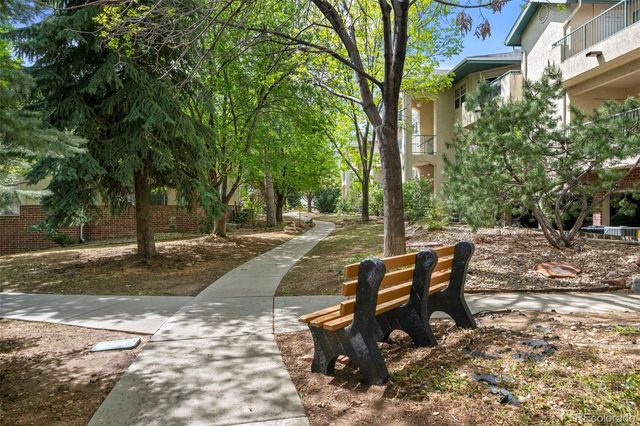540 Mohawk Drive 15, Boulder, CO 80303