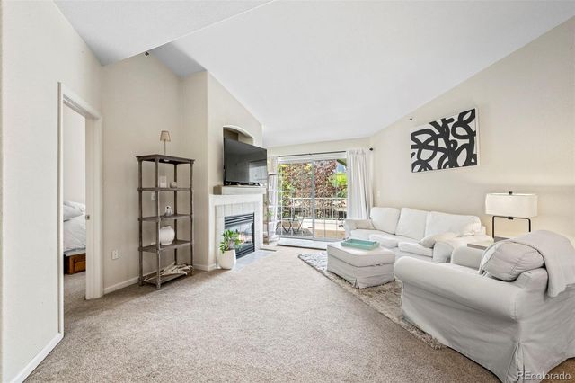 540 Mohawk Drive 15, Boulder, CO 80303