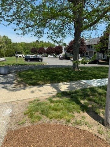 5 Meadowhill Ct 44, Easton, MA 02375
