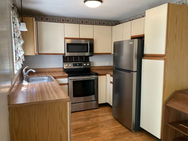 5 Meadowhill Ct 44, Easton, MA 02375
