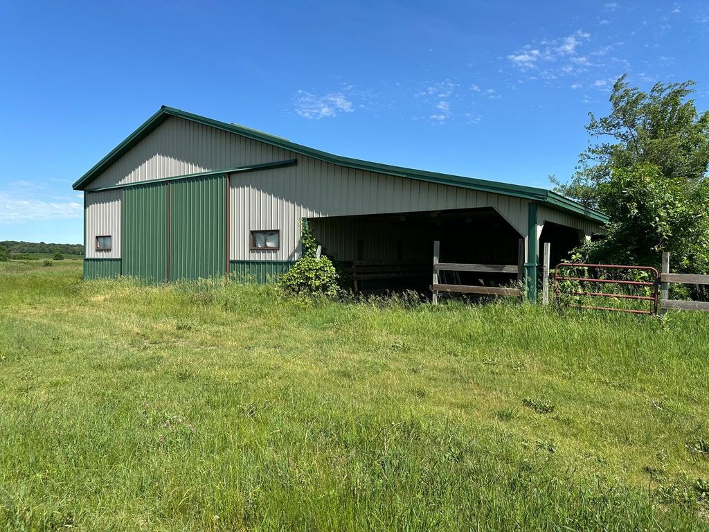 XXX Highway 284, Cologne, MN 55322 — exterior