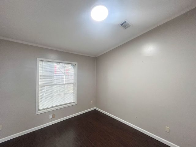 111 5 Points Road, Waxahachie, TX 75165