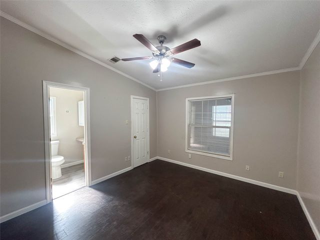 111 5 Points Road, Waxahachie, TX 75165