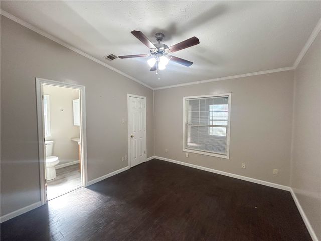 111 5 Points Road, Waxahachie, TX 75165