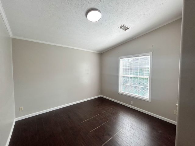111 5 Points Road, Waxahachie, TX 75165
