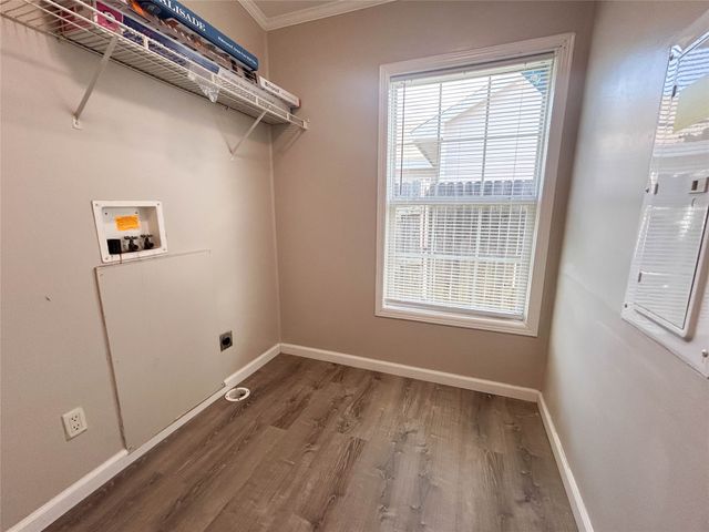 111 5 Points Road, Waxahachie, TX 75165