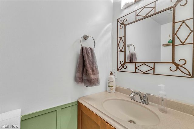 3097 Bay Landing Drive, Westlake, OH 44145