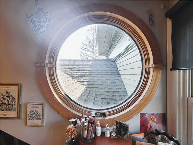 92 Pelham Street 3, Newport, RI 02840