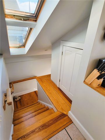 92 Pelham Street 3, Newport, RI 02840