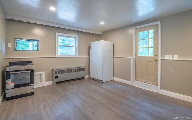 28 Brookdale Road, Glen Cove, NY 11542