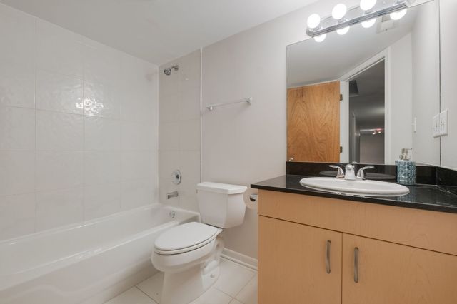 4060 S Ellis Avenue 1S, Chicago, IL 60653