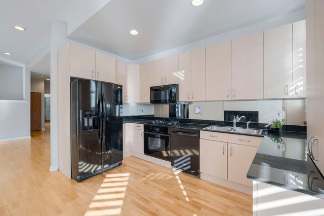 4060 S Ellis Avenue 1S, Chicago, IL 60653