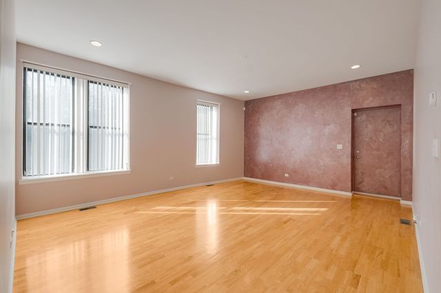 4060 S Ellis Avenue 1S, Chicago, IL 60653