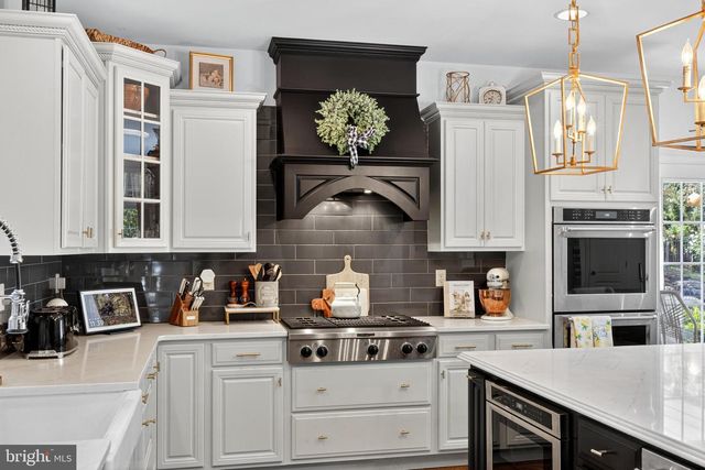 110 LIVIA LN, Wrightsville, PA 17368