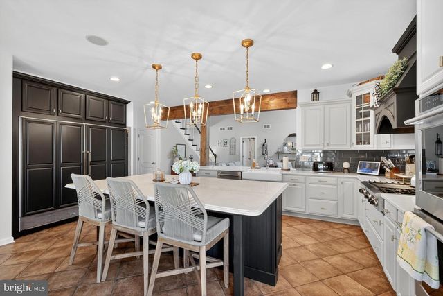 110 LIVIA LN, Wrightsville, PA 17368