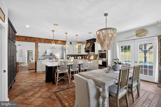 110 LIVIA LN, Wrightsville, PA 17368