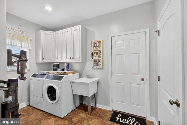 110 LIVIA LN, Wrightsville, PA 17368