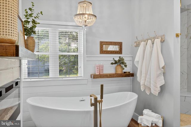 110 LIVIA LN, Wrightsville, PA 17368