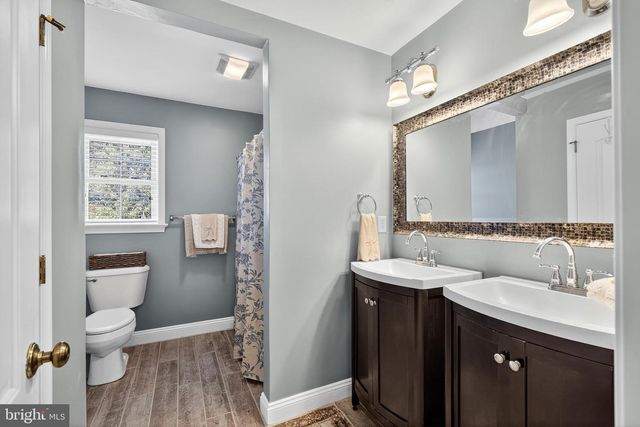 110 LIVIA LN, Wrightsville, PA 17368