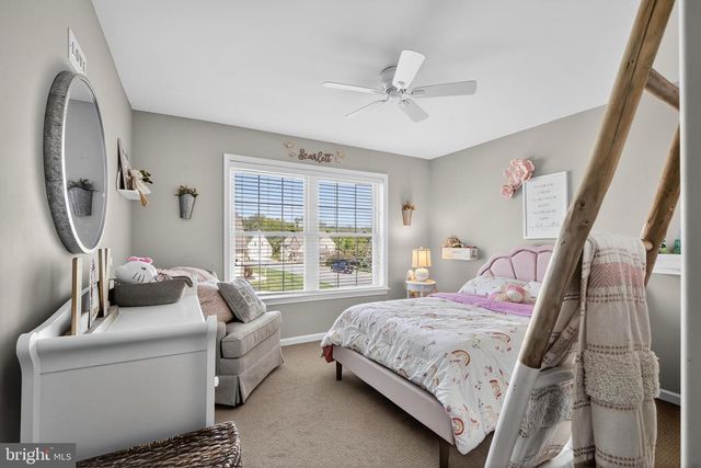 110 LIVIA LN, Wrightsville, PA 17368