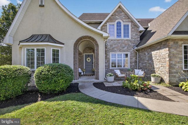 110 LIVIA LN, Wrightsville, PA 17368