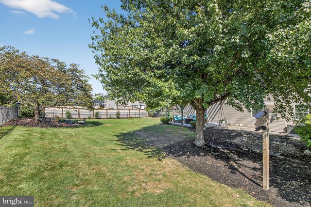 110 LIVIA LN, Wrightsville, PA 17368