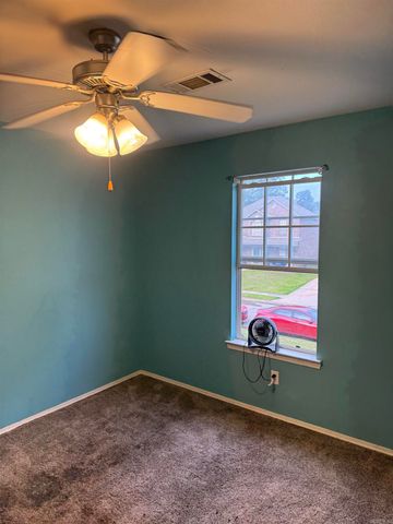 2008 pleasant pointe Circle, Bryant, AR 72022