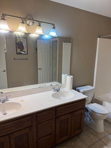 2008 pleasant pointe Circle, Bryant, AR 72022