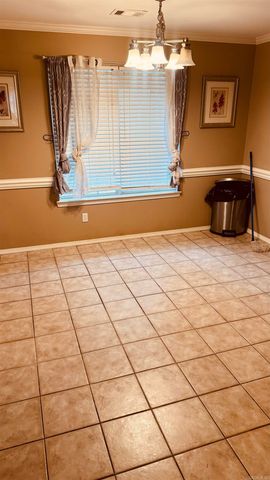 2008 pleasant pointe Circle, Bryant, AR 72022