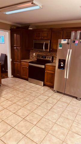2008 pleasant pointe Circle, Bryant, AR 72022